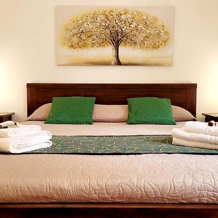 Zanzi 'S Charming Rooms อาโวลา ภายนอก รูปภาพ