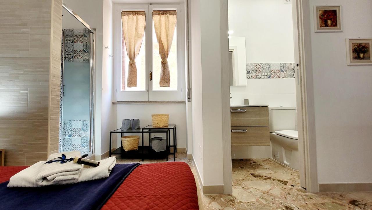 Zanzi 'S Charming Rooms อาโวลา ภายนอก รูปภาพ