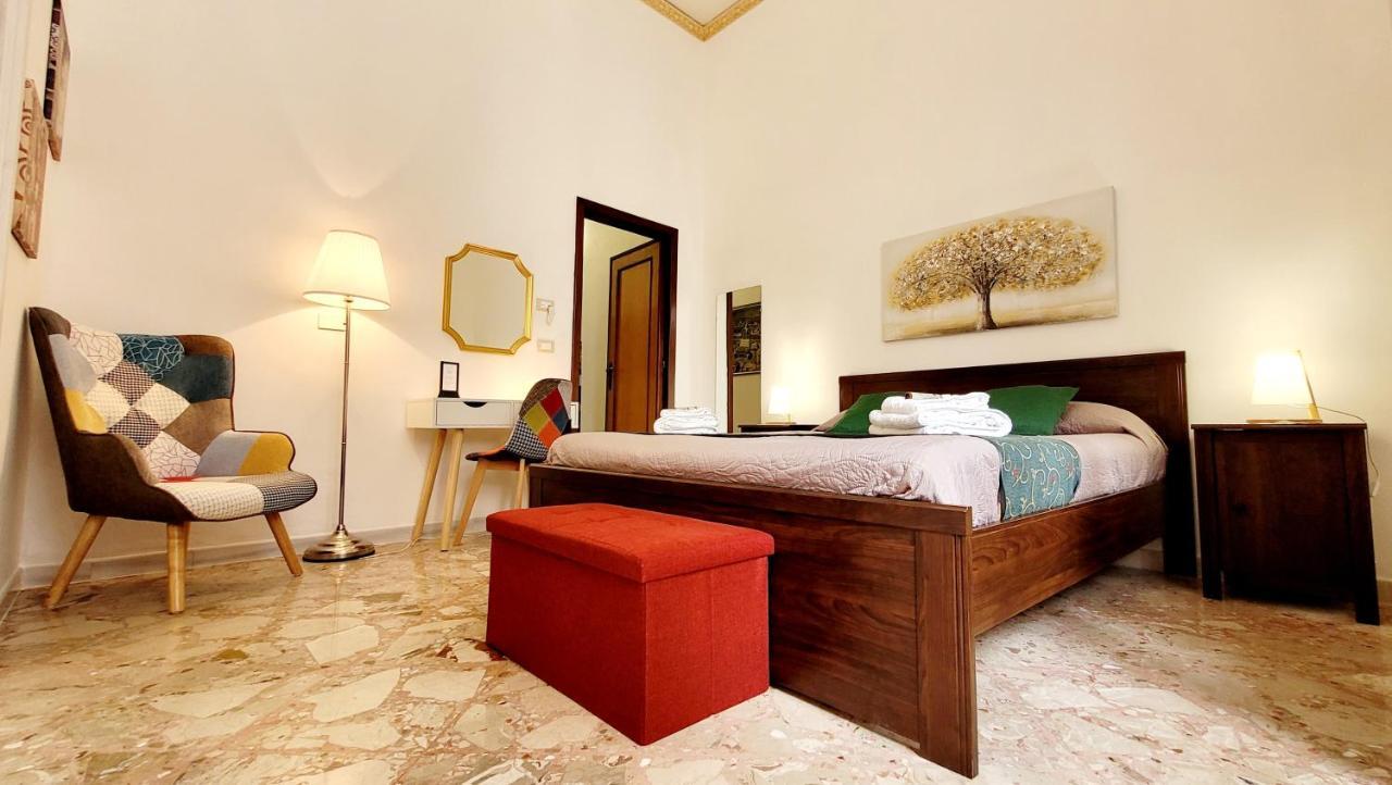 Zanzi 'S Charming Rooms อาโวลา ภายนอก รูปภาพ