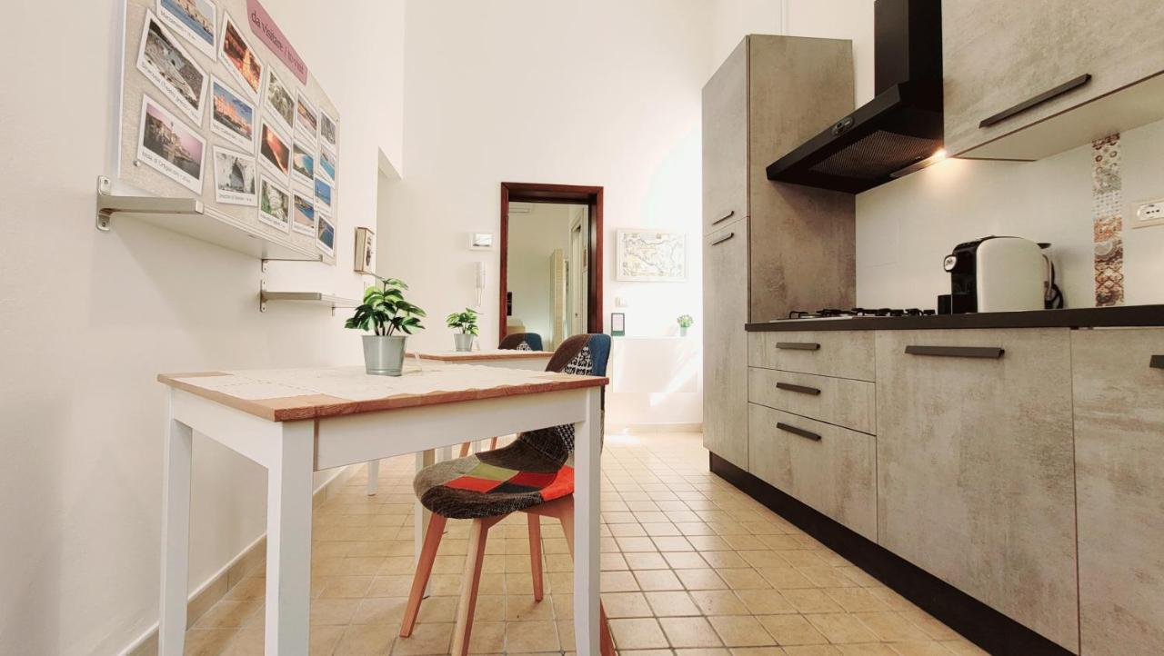 Zanzi 'S Charming Rooms อาโวลา ภายนอก รูปภาพ