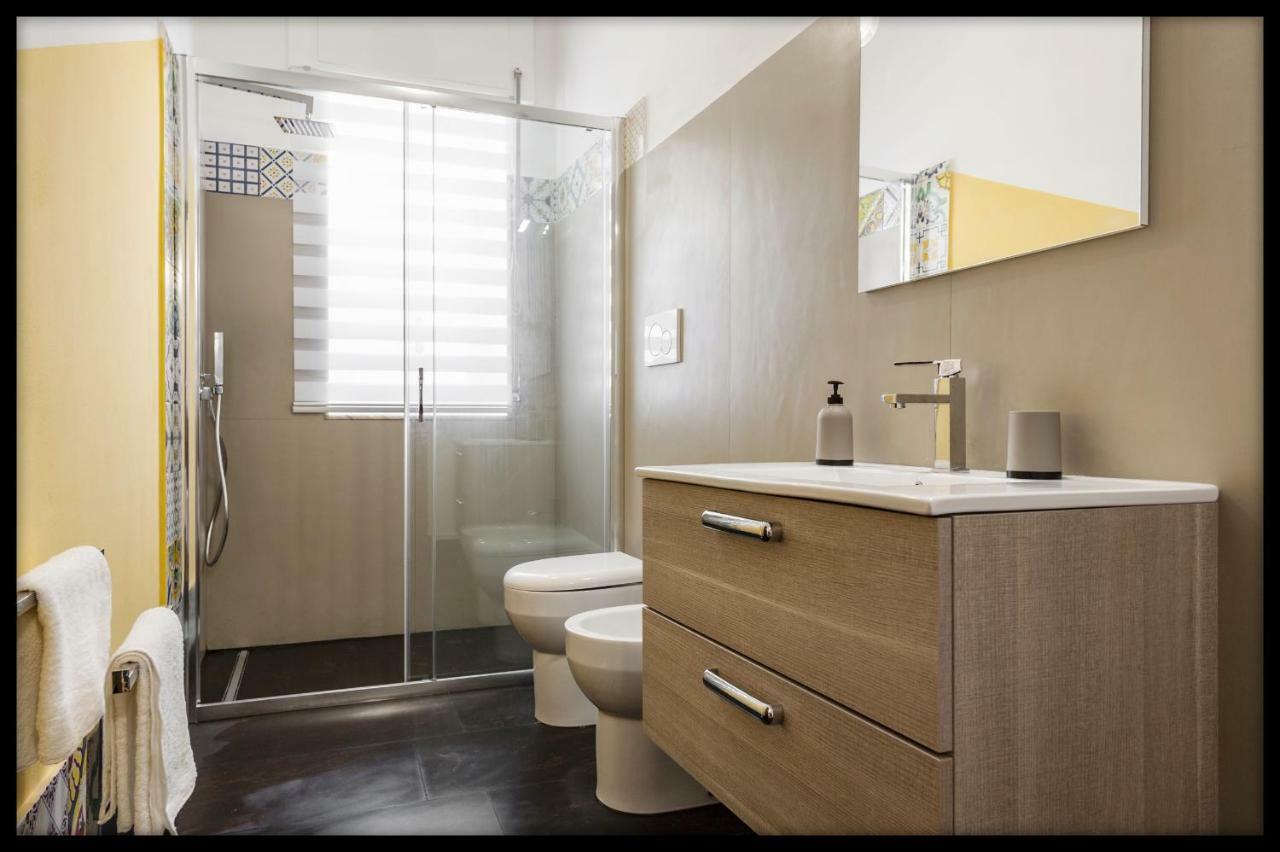 Zanzi 'S Charming Rooms อาโวลา ภายนอก รูปภาพ